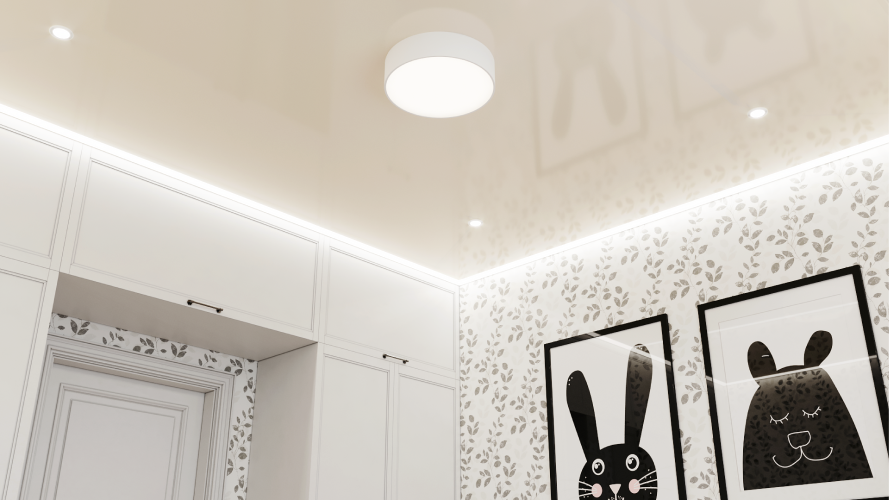 Глянцевый цветной потолок с контурным профилем